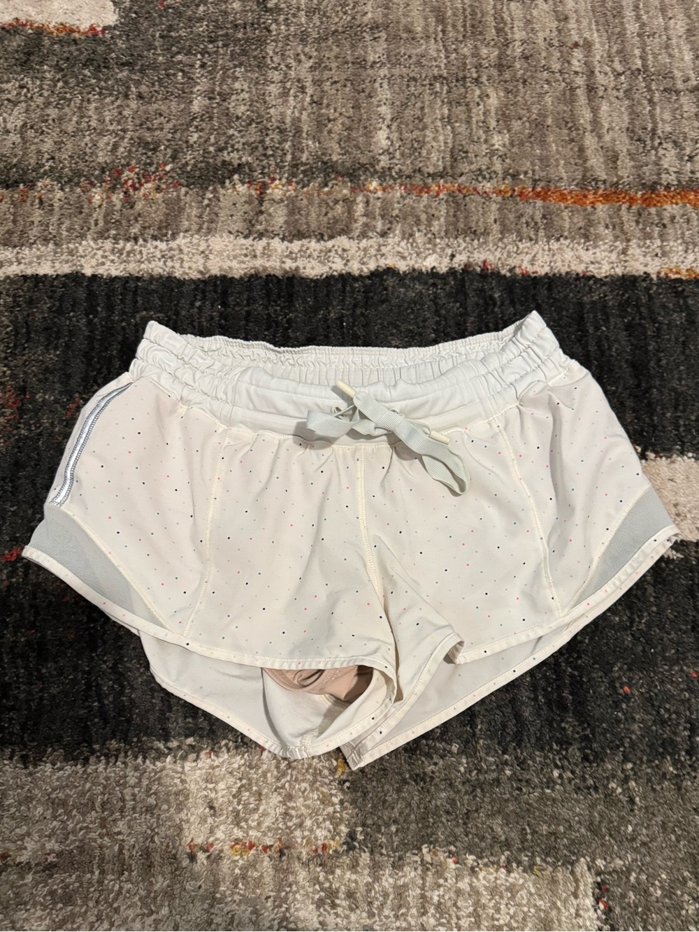 Lululemon White Multicolor Polka Dot Running Shorts Drawstring Pocket